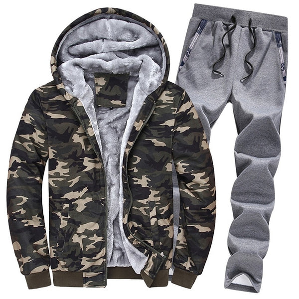 Autumn and Winter New Men's Camouflage Guard Suit Leisure Sportswear Coat Male Thicken Tracksuit 2PC Jacket+Pant Men Moleton